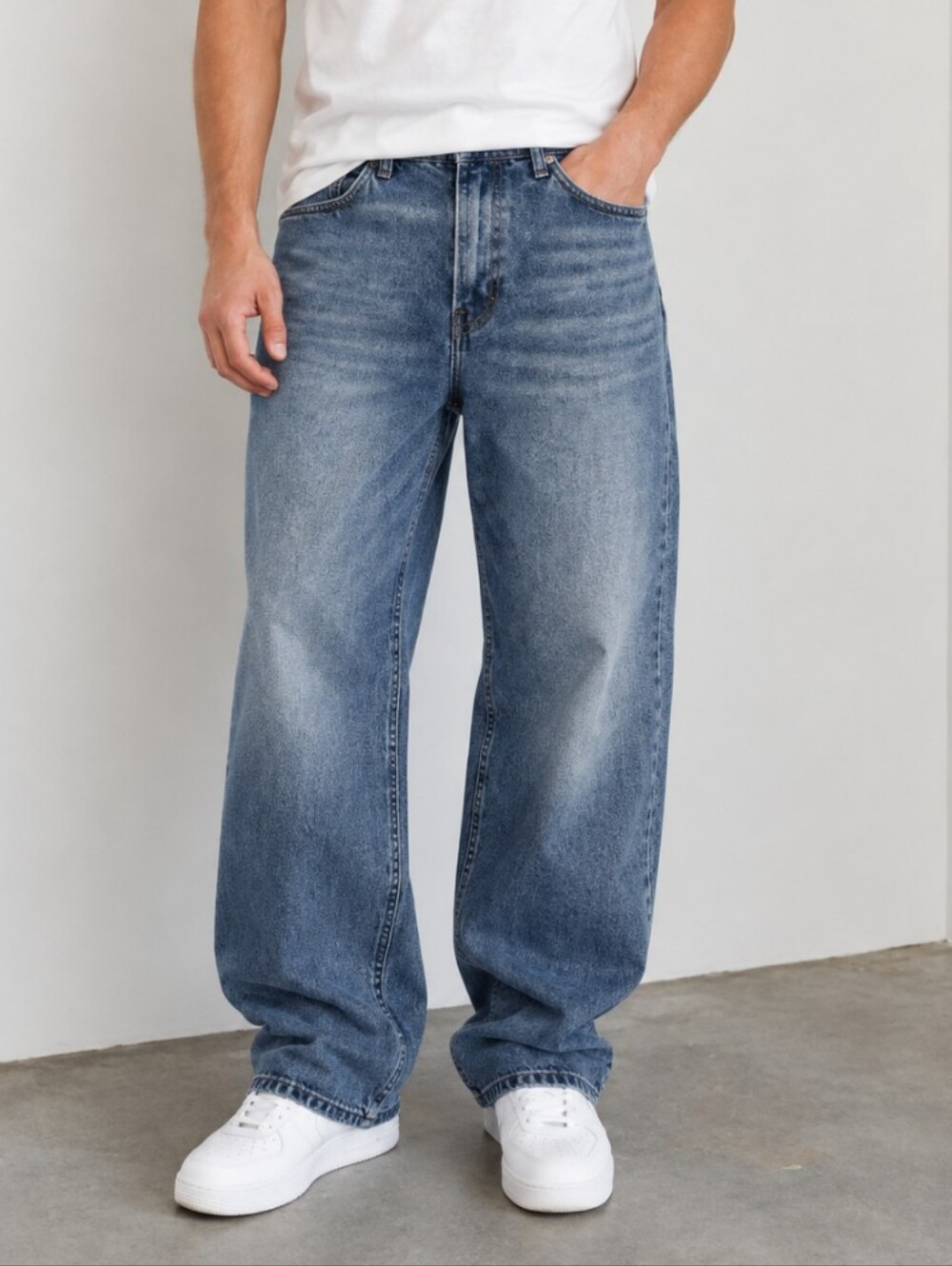 Men’s H&M Blue Loose ample fit Loose Fit Jeans size 34x32